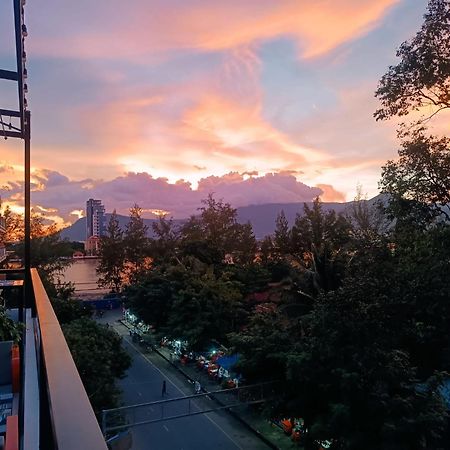 Park Inn Boutique And Hostel Кампот Экстерьер фото